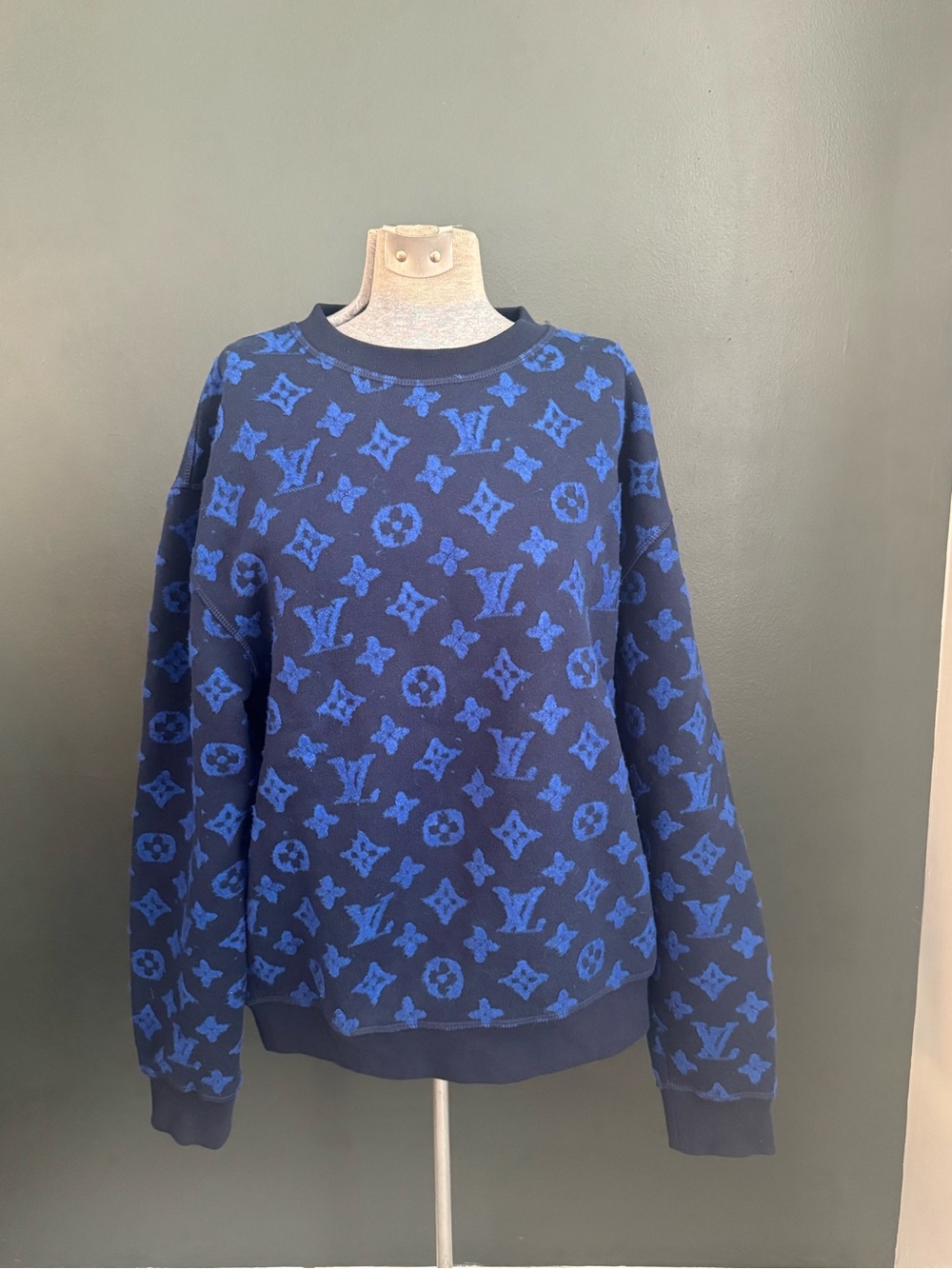 Louis Vuitton Navy and Royal Blue Jacquard Monogram Crewneck Sweater - Picture 8 of 8